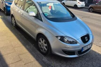 Seat Altea 297.000 km 2.499 &euro; Remscheid 42855