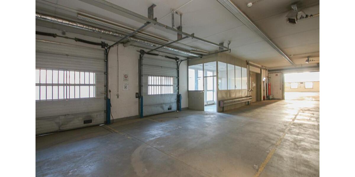 Gewerbeobjekt Wuppertal Unterbarmen - 3.080&euro; | Angebot:25524533