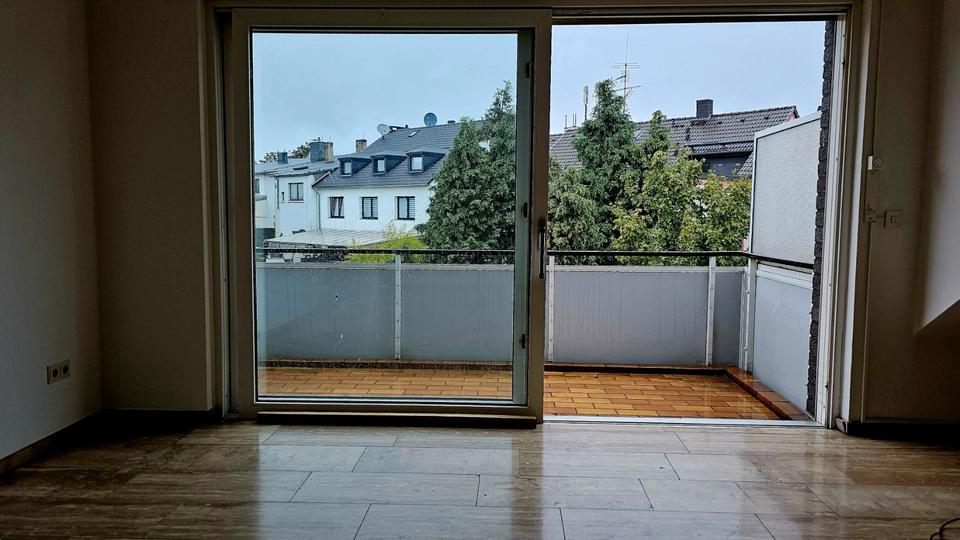 Etagenwohnung Duisburg Ruhrort - 3 Zimmer, 95 m&sup2;, 690&euro; | Angebot:27587060