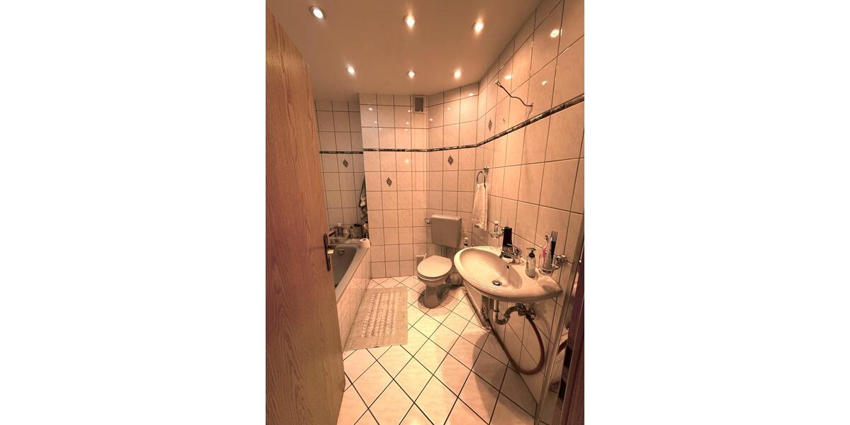 Etagenwohnung Wuppertal Gemarkung Barmen - 3 Zimmer, 69 m&sup2;, 690&euro; | Angebot:25861368