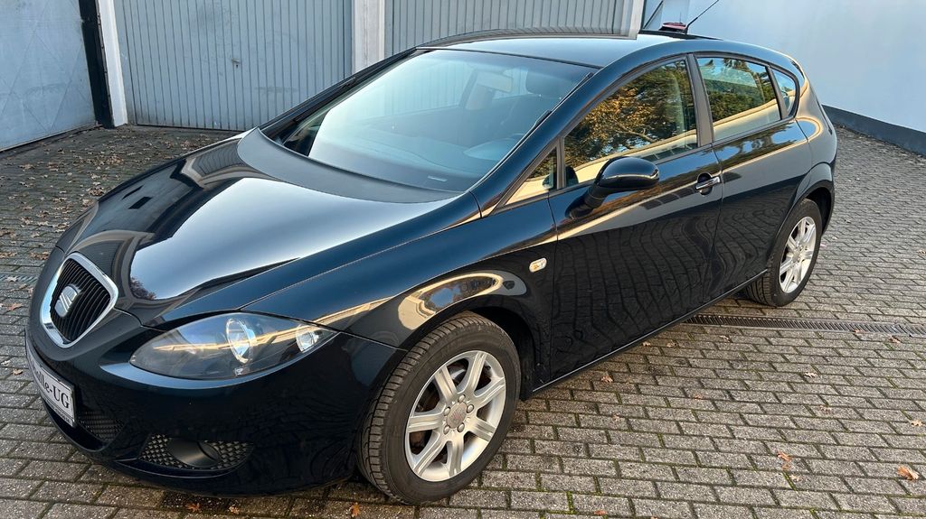 Seat Leon 237.700 km 2.740 &euro; Oberhausen 46047