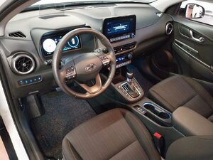 Hyundai Kona Prime 2WD H-UP Kam Navi SHZ LHZ ACC 27.595 km 21.980 &euro; HAAN 42781