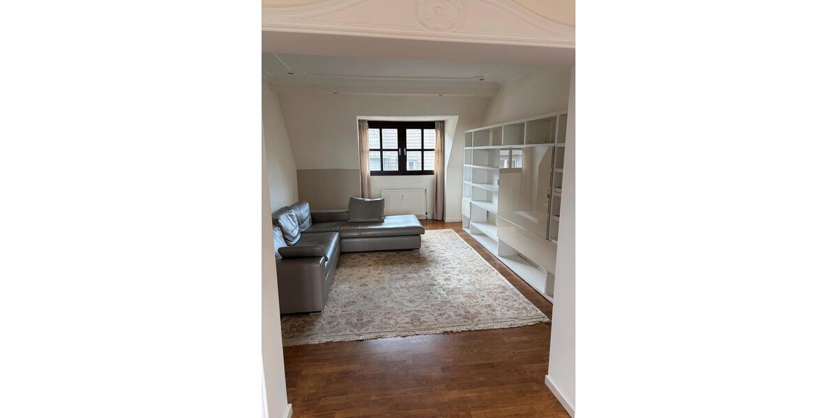 Dachgeschoßwohnung Düsseldorf Stadtbezirk 7 - 4 Zimmer, 139 m&sup2;, 620.000&euro; | Angebot:27496427