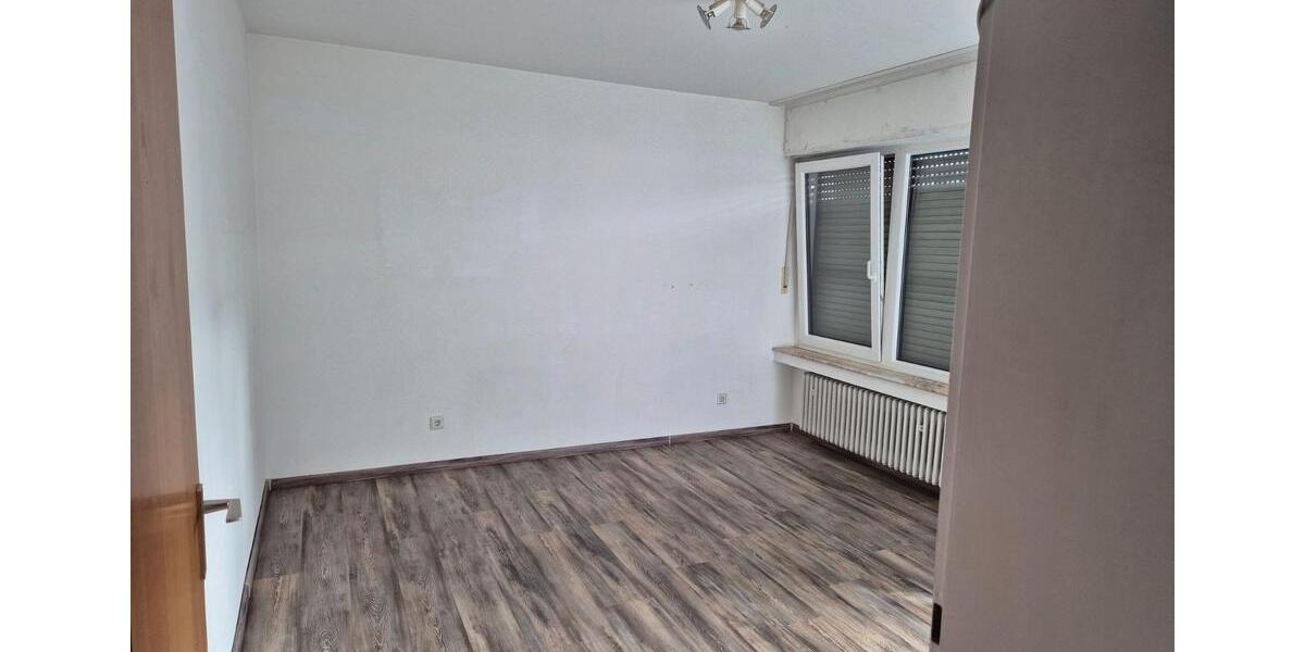 Etagenwohnung Wuppertal Barmen - 3 Zimmer, 80 m&sup2;, 670&euro; | Angebot:27572062