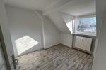 Dachgeschoßwohnung Essen Stadtbezirk V - 2.5 Zimmer, 30 m&sup2;, 276&euro; | Angebot:25962705