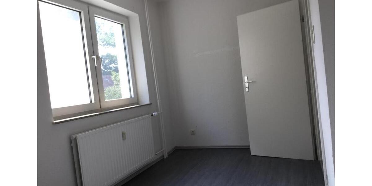 Erdgeschoßwohnung Gelsenkirchen Gelsenkirchen-Nord - 3 Zimmer, 67 m&sup2;, 489&euro; | Angebot:23645224