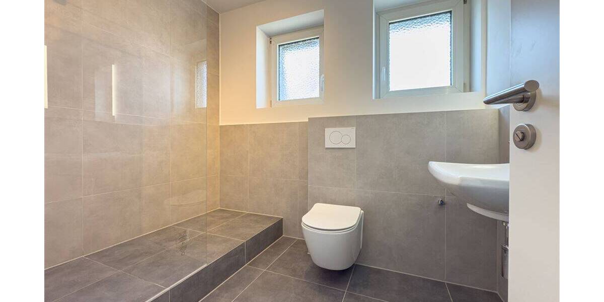 Etagenwohnung Neuss Barbaraviertel - 2 Zimmer, 56 m&sup2;, 950&euro; | Angebot:26820671
