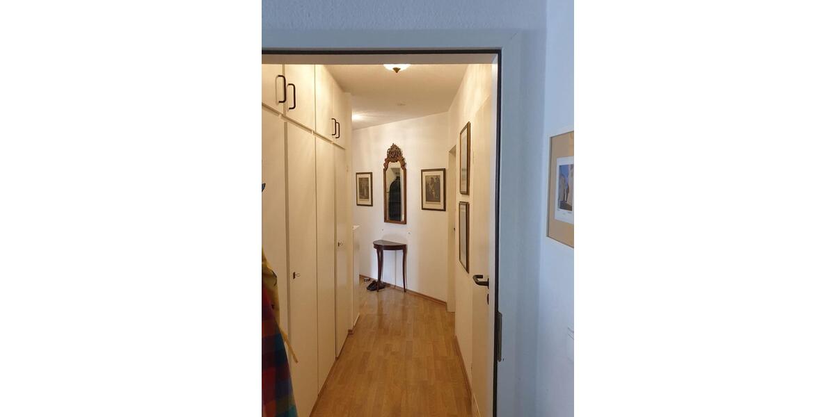 Etagenwohnung Neuss - 3 Zimmer, 93 m&sup2;, 325.000&euro; | Angebot:24751834