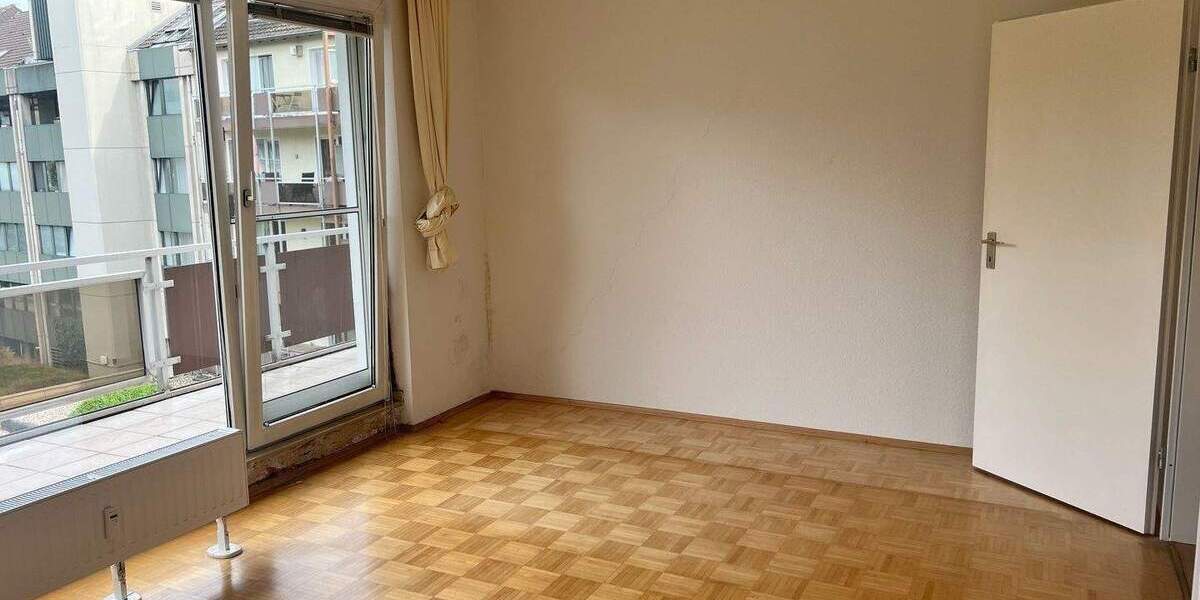 Etagenwohnung Düsseldorf Golzheim - 3 Zimmer, 95 m&sup2;, 434.000&euro; | Angebot:25880729