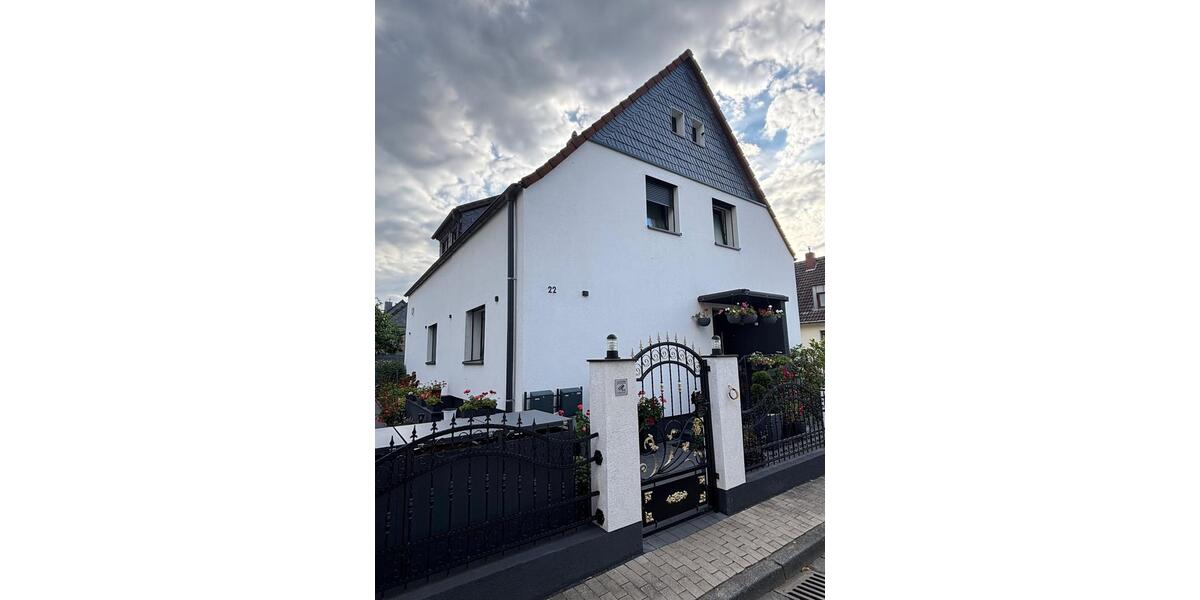 Erdgeschoßwohnung Düsseldorf Stadtbezirk 6 - 3 Zimmer, 81 m&sup2;, 1.600&euro; | Angebot:27553976