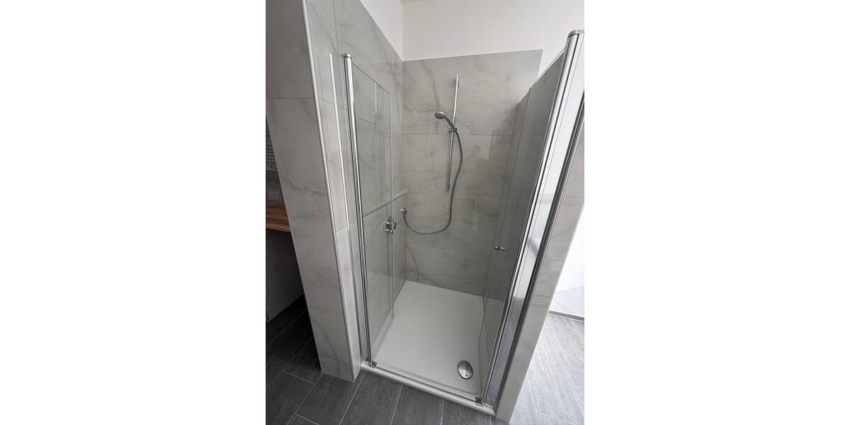 Etagenwohnung Schwelm - 2 Zimmer, 94 m&sup2;, 1.180&euro; | Angebot:25793329