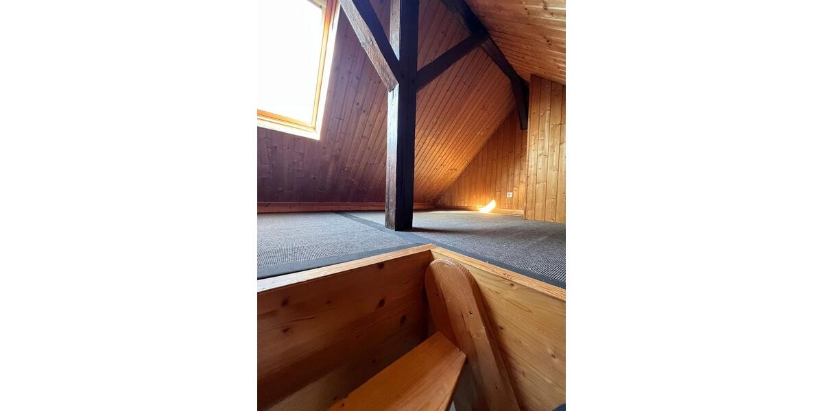 Dachgeschoßwohnung Bochum Bochum-Nord - 3 Zimmer, 70 m&sup2;, 600&euro; | Angebot:25965177