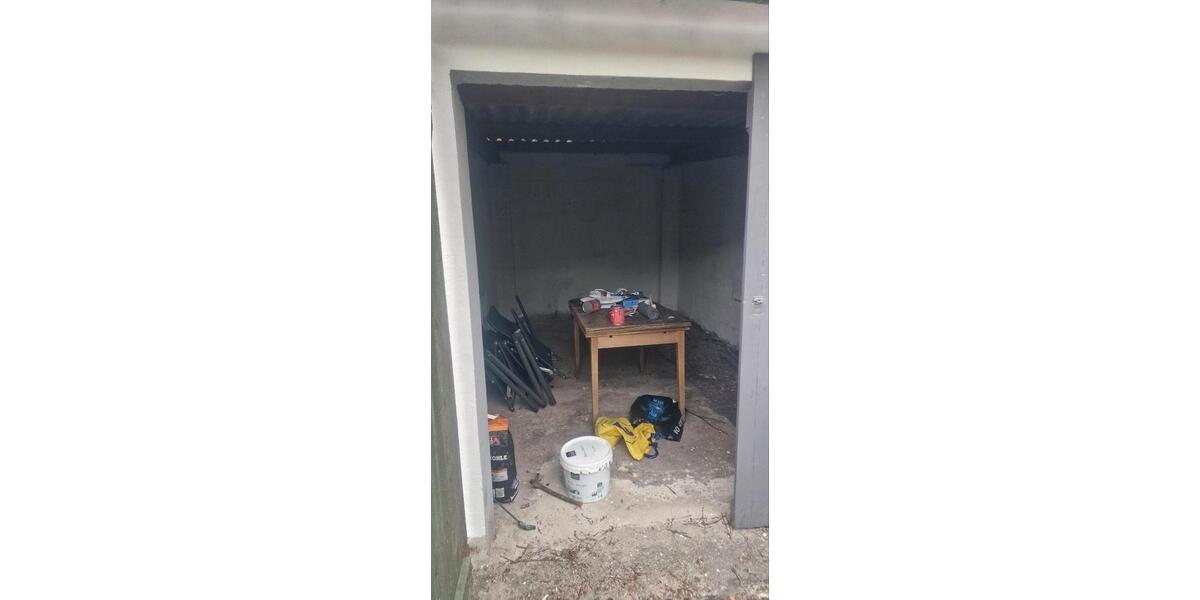 Etagenwohnung Mülheim an der Ruhr - 3 Zimmer, 20 m&sup2;, 130&euro; | Angebot:25982667