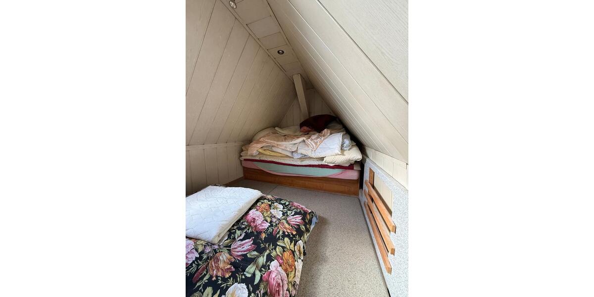 Reihenhaus Duisburg Rheinhausen - 3 Zimmer, 80 m&sup2;, 1.200&euro; | Angebot:25935972