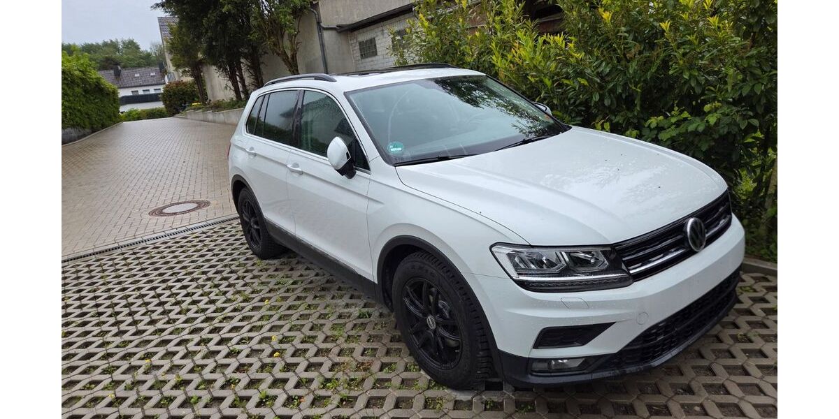 VW Tiguan 116.060 km 18.700 &euro; Wuppertal 42327