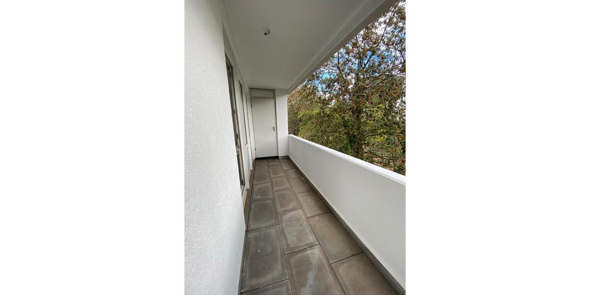 Etagenwohnung Wuppertal - 2 Zimmer, 72 m&sup2;, 800&euro; | Angebot:27544330