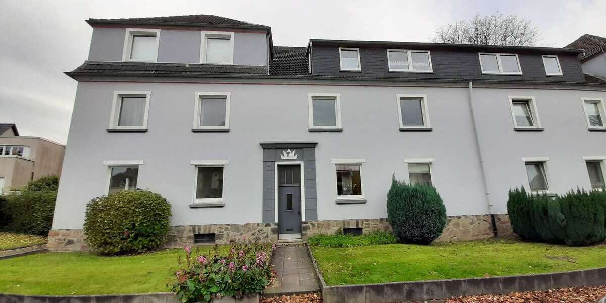 Etagenwohnung Bochum - 3 Zimmer, 61 m&sup2;, 520&euro; | Angebot:24270786