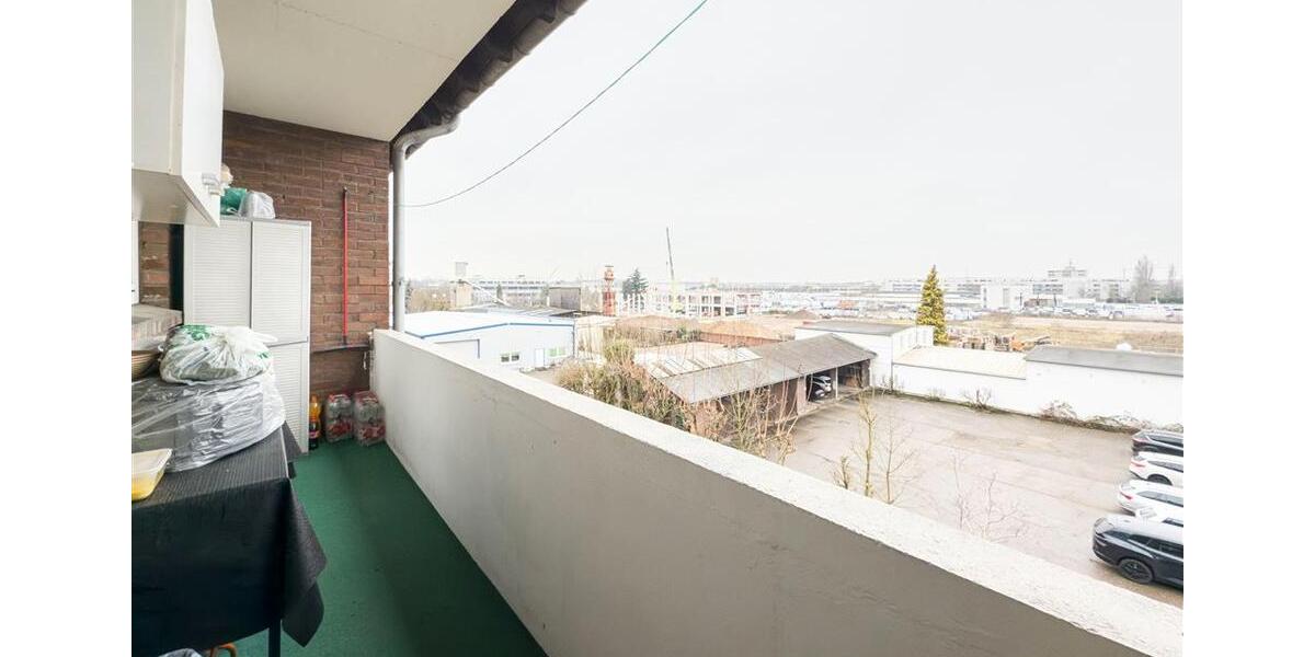 Etagenwohnung Neuss - 3 Zimmer, 70 m&sup2;, 1.050&euro; | Angebot:26039561