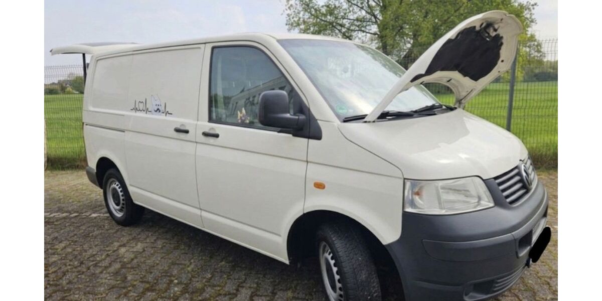 VW T5 Transporter 240.000 km 4.500 &euro; Duisburg 47239