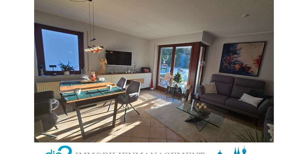 Etagenwohnung Solingen Mitte - 2 Zimmer, 86 m&sup2;, 239.000&euro; | Angebot:25452815