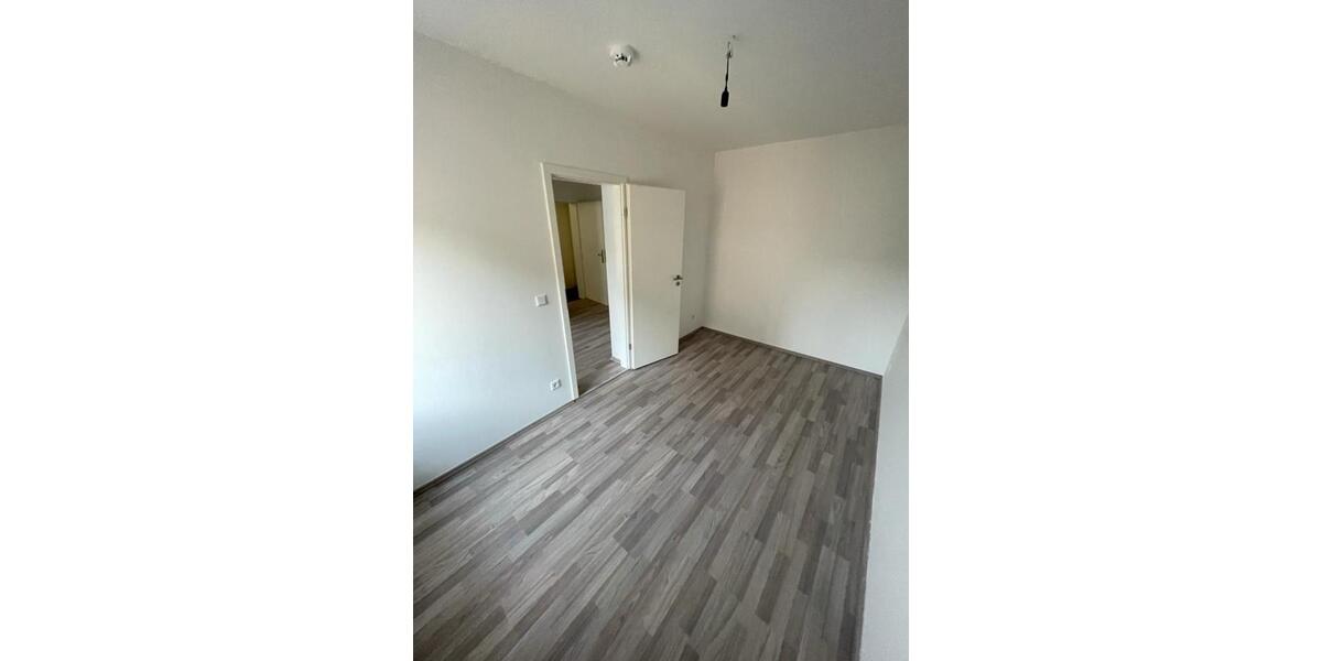 Etagenwohnung Wuppertal Gemarkung Langerfeld - 1 Zimmer, 32 m&sup2;, 320&euro; | Angebot:25809201