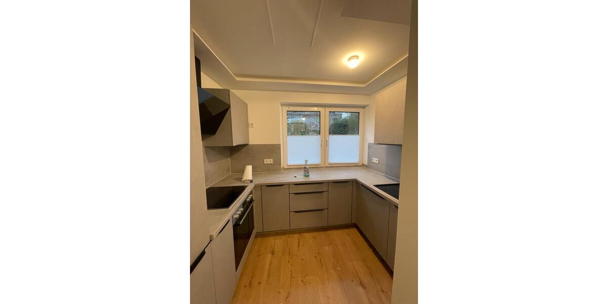 Reihenhaus Wuppertal Gemarkung Vohwinkel - 10 Zimmer, 192 m&sup2;, 650.000&euro; | Angebot:27537267