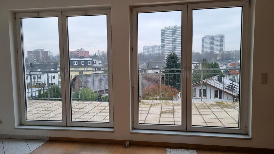 Dachgeschoßwohnung Duisburg Essenberg - 3 Zimmer, 88 m&sup2;, 219.000&euro; | Angebot:25419517