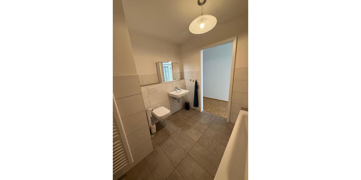 Terrassenwohnung Duisburg Duisburg-Mitte - 2 Zimmer, 75 m&sup2;, 950&euro; | Angebot:26042783