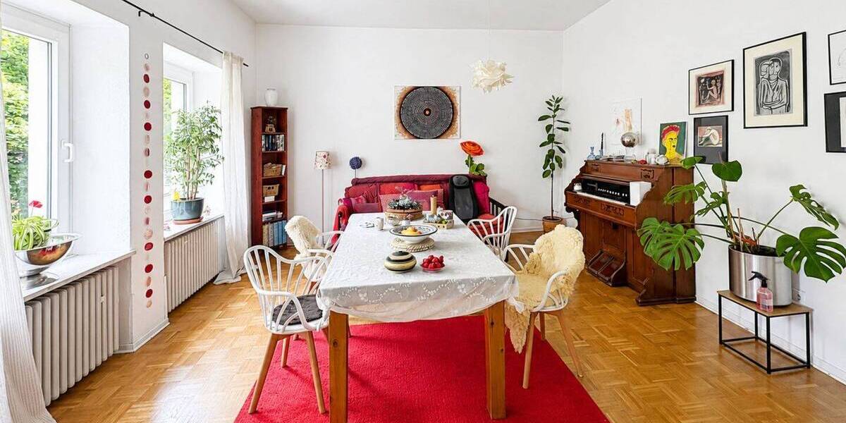 Etagenwohnung Gelsenkirchen Altstadt - 4 Zimmer, 135 m&sup2;, 840&euro; | Angebot:26833485