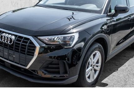 Audi Q3 61.555 km 25.450 &euro; Düsseldorf 40474