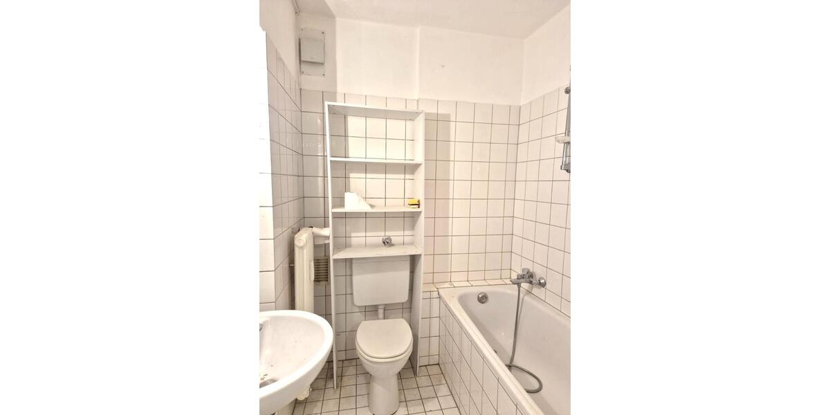 Erdgeschoßwohnung Düsseldorf Heerdt - 2 Zimmer, 60 m&sup2;, 780&euro; | Angebot:25930773