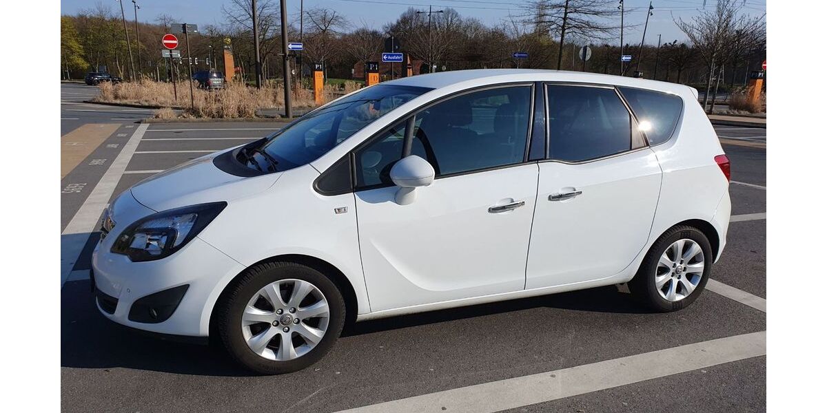 Opel Meriva 149.200 km 2.999 &euro; Bochum 44894