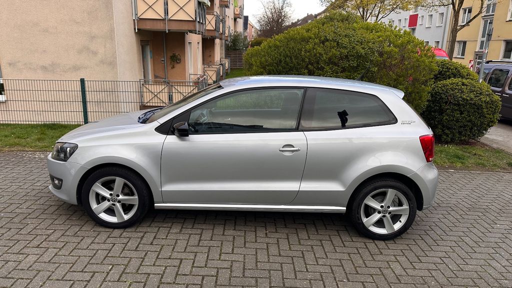 VW Polo 23.000 km 10.499 &euro; Essen 45143