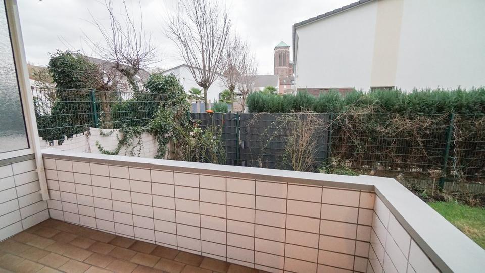 Erdgeschoßwohnung Essen Stadtbezirk V - 3.5 Zimmer, 66 m&sup2;, 480&euro; | Angebot:25754020