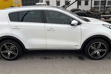 Kia Sportage 191.470 km 12.200 &euro; Gelsenkirchen 45879