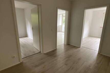 Wohnung Velbert Velbert-Mitte - 2 Zimmer, 63 m&sup2;, 479&euro; | Angebot:27215975