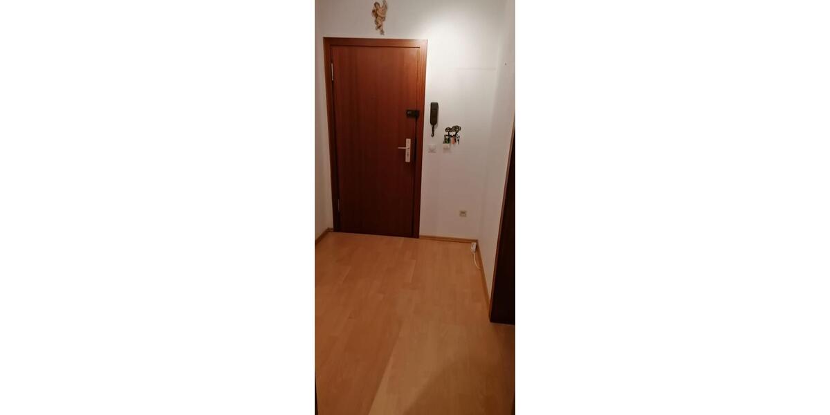 Hochparterre Ratingen Tiefenbroich - 2 Zimmer, 64 m&sup2;, 235.000&euro; | Angebot:26959481