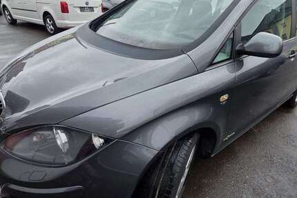 Seat Altea 123.350 km 6.850 &euro; Solingen 42659