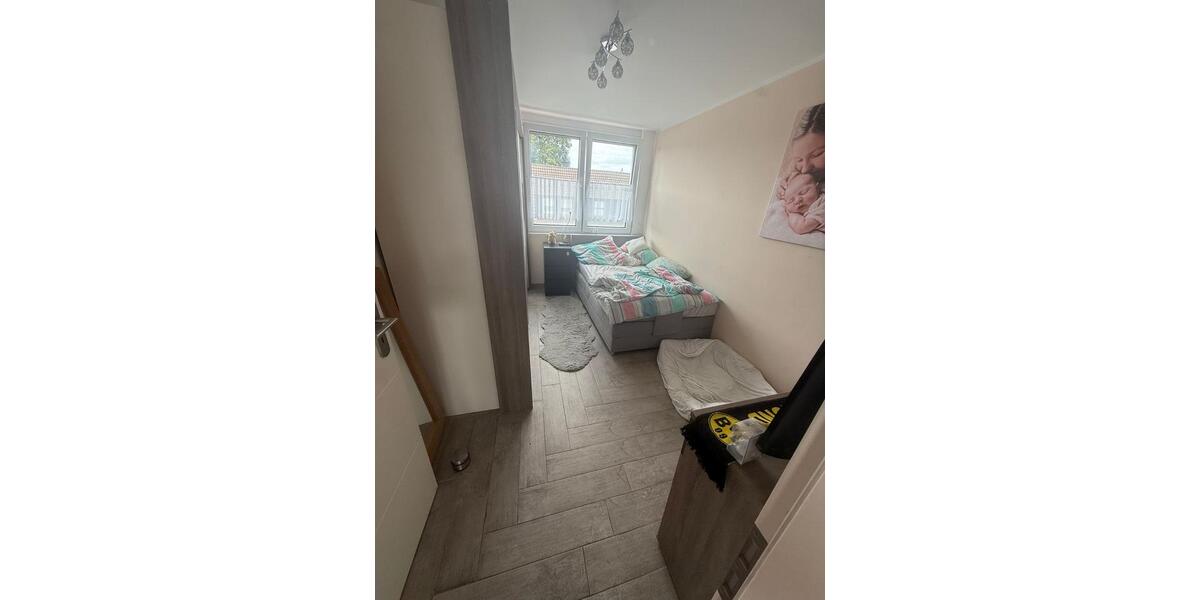 Doppelhaushälfte Oberhausen Biefang - 7 Zimmer, 161 m&sup2;, 540.000&euro; | Angebot:27167802