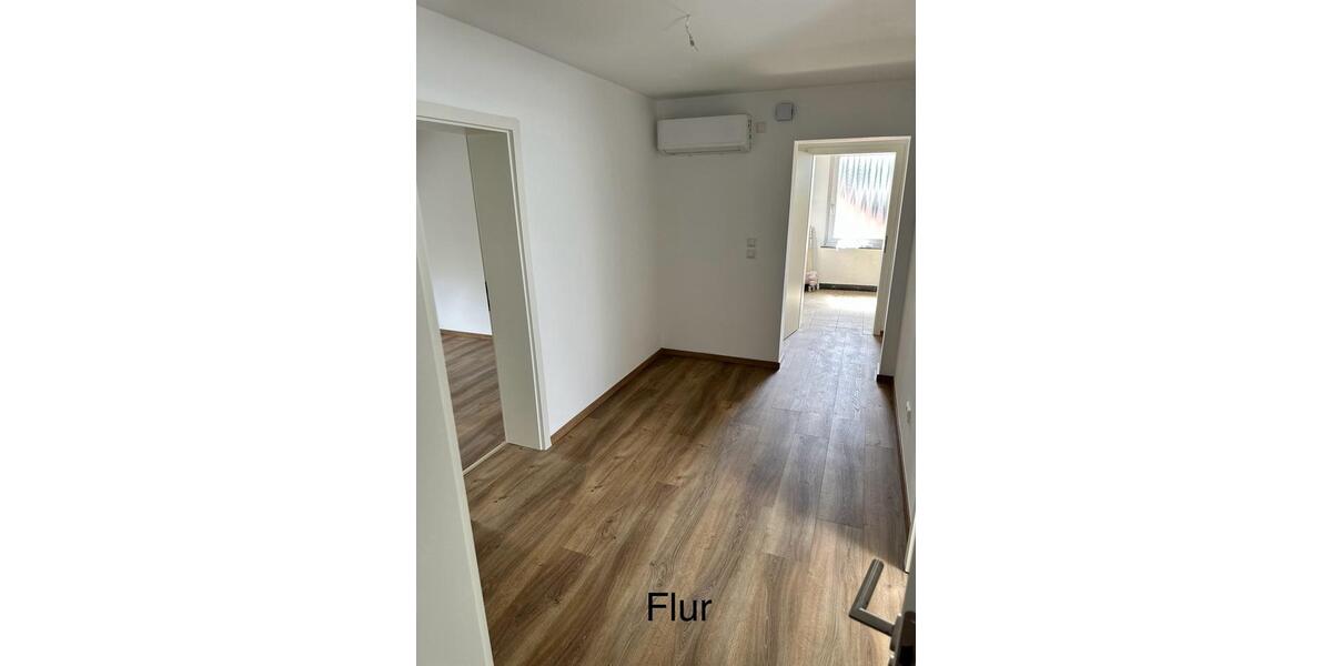 Dachgeschoßwohnung Gelsenkirchen Gelsenkirchen-Nord - 3 Zimmer, 61 m&sup2;, 730&euro; | Angebot:25979650