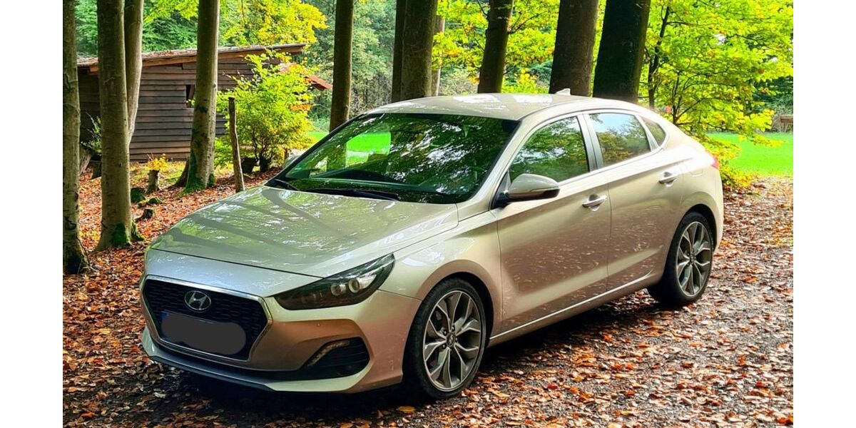 Hyundai i30 130.098 km 12.900 &euro; Wuppertal 42107