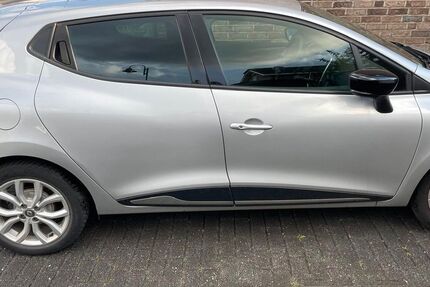 Renault Clio 48.475 km 11.500 &euro; Duisburg 47228