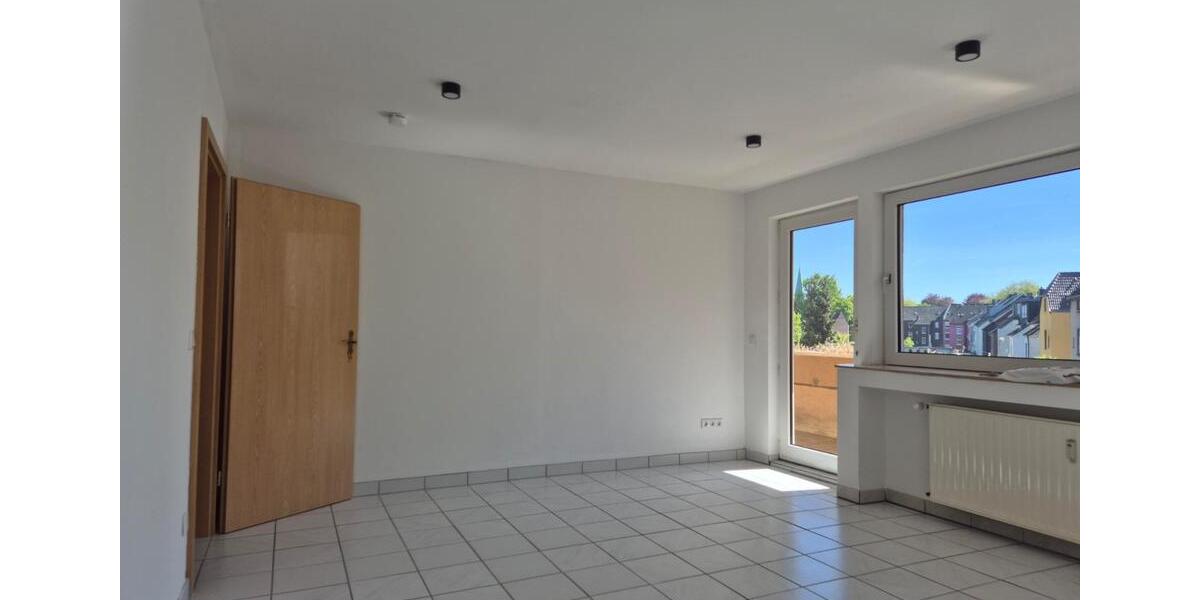 Dachgeschoßwohnung Bochum Günnigfeld - 3 Zimmer, 68 m&sup2;, 480&euro; | Angebot:26444038