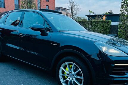 Porsche Cayenne 174.000 km 41.650 &euro; Bottrop 46242