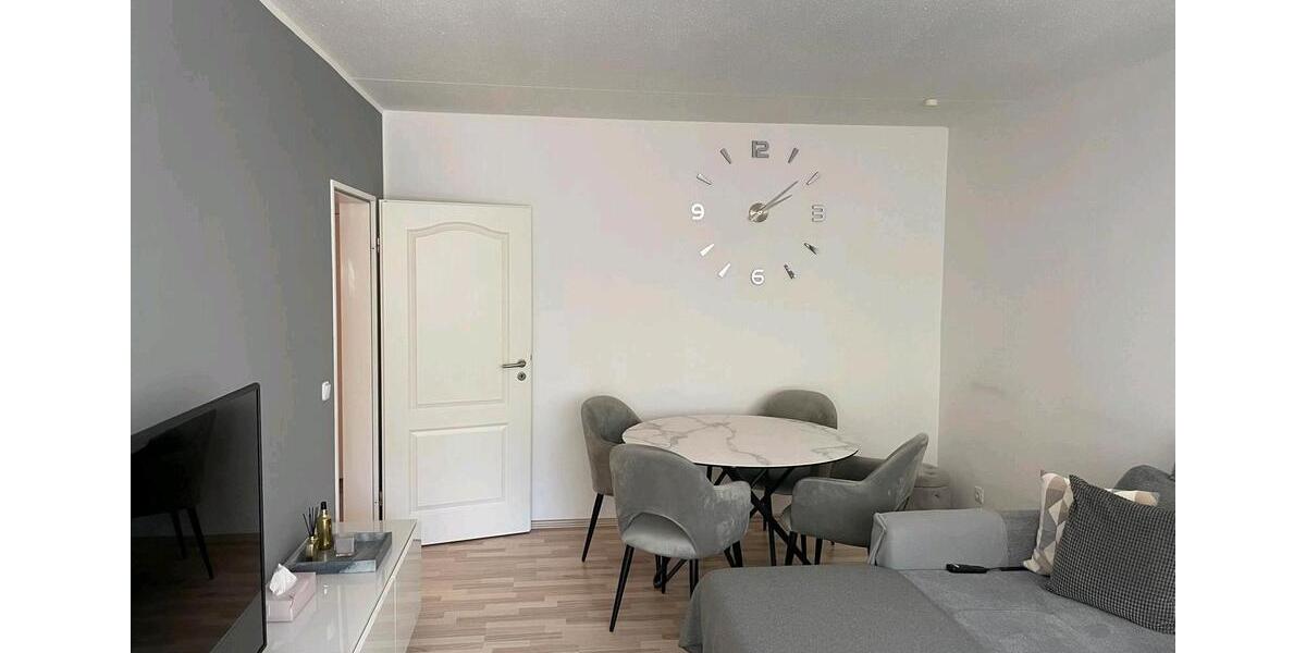 Etagenwohnung Neuss Erfttal - 4 Zimmer, 92 m&sup2;, 1.590&euro; | Angebot:27546712