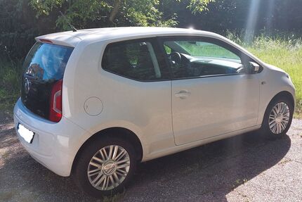 VW up! 99.700 km 6.000 &euro; Leichlingen 42799