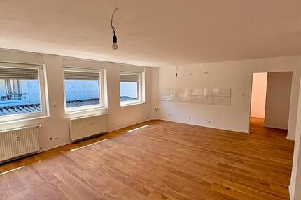 Wohnung Oberhausen Alt-Oberhausen - 2.5 Zimmer, 67 m&sup2;, 670&euro; | Angebot:27553189