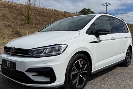 VW Touran 91.360 km 23.850 &euro; Düsseldorf 40549