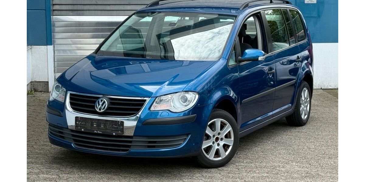 VW Touran 190.000 km 2.498 &euro; Ratingen 40880
