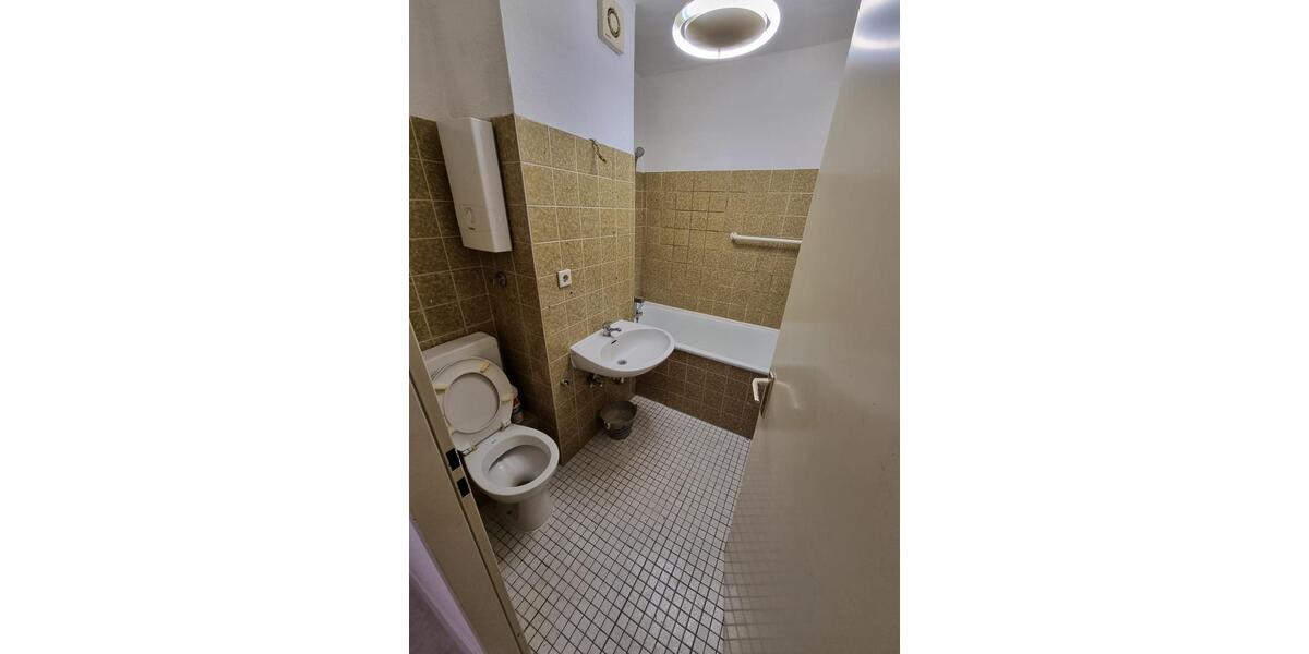 Etagenwohnung Wuppertal Elberfeld - 3 Zimmer, 75 m&sup2;, 710&euro; | Angebot:25960373